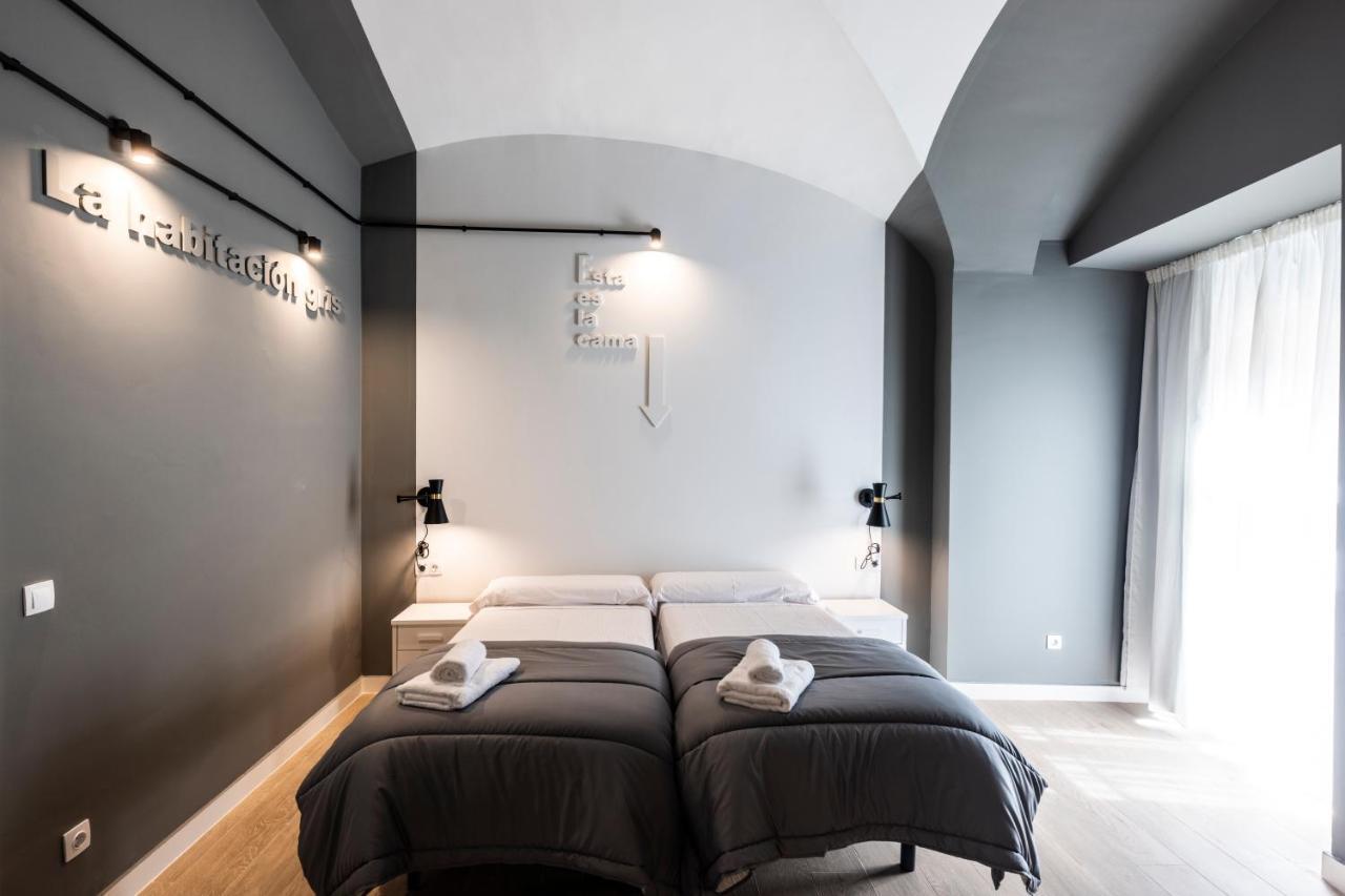Apartamentos Turisticos De La Bernarda Caces エクステリア 写真
