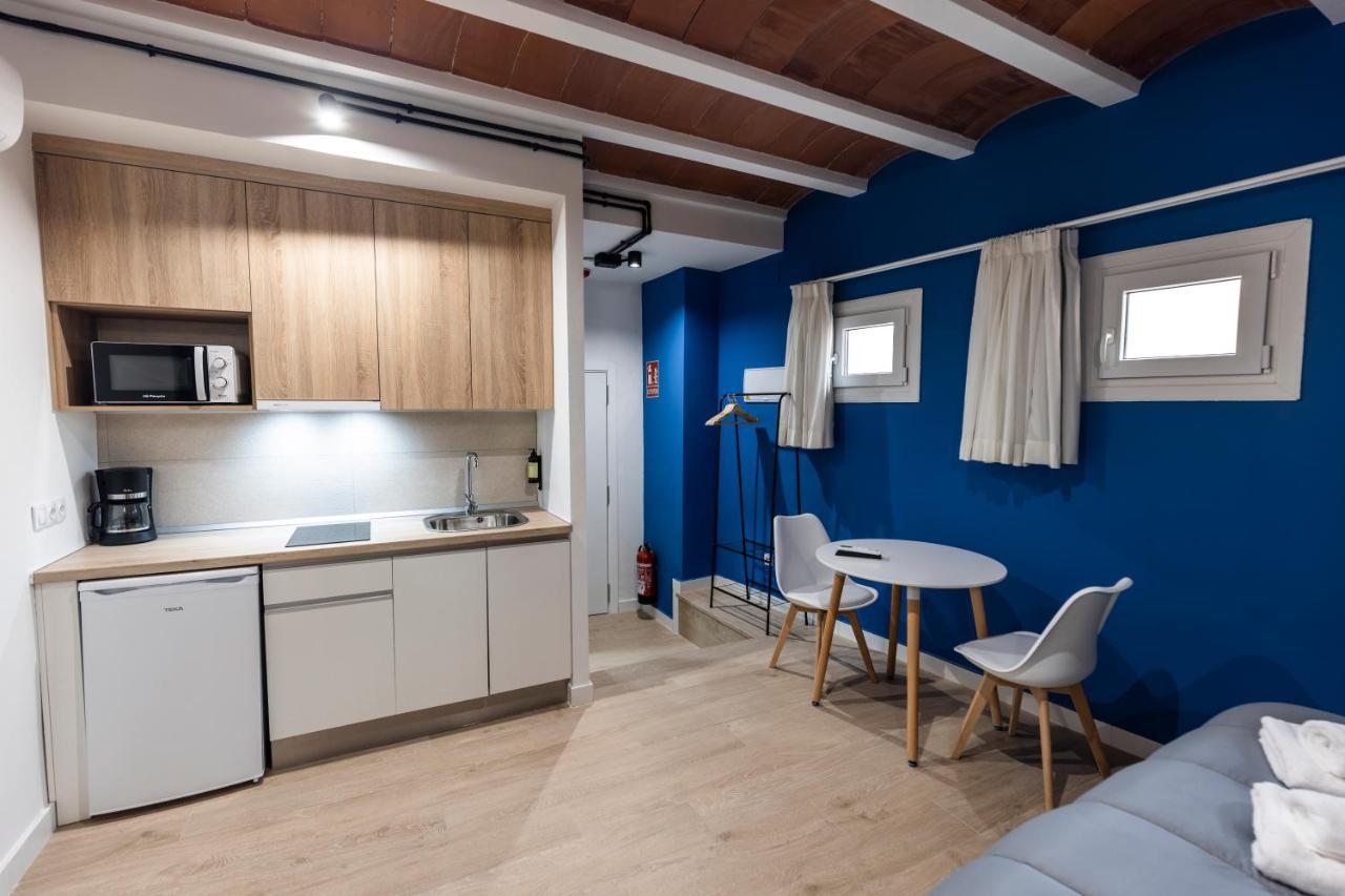 Apartamentos Turisticos De La Bernarda Caces エクステリア 写真