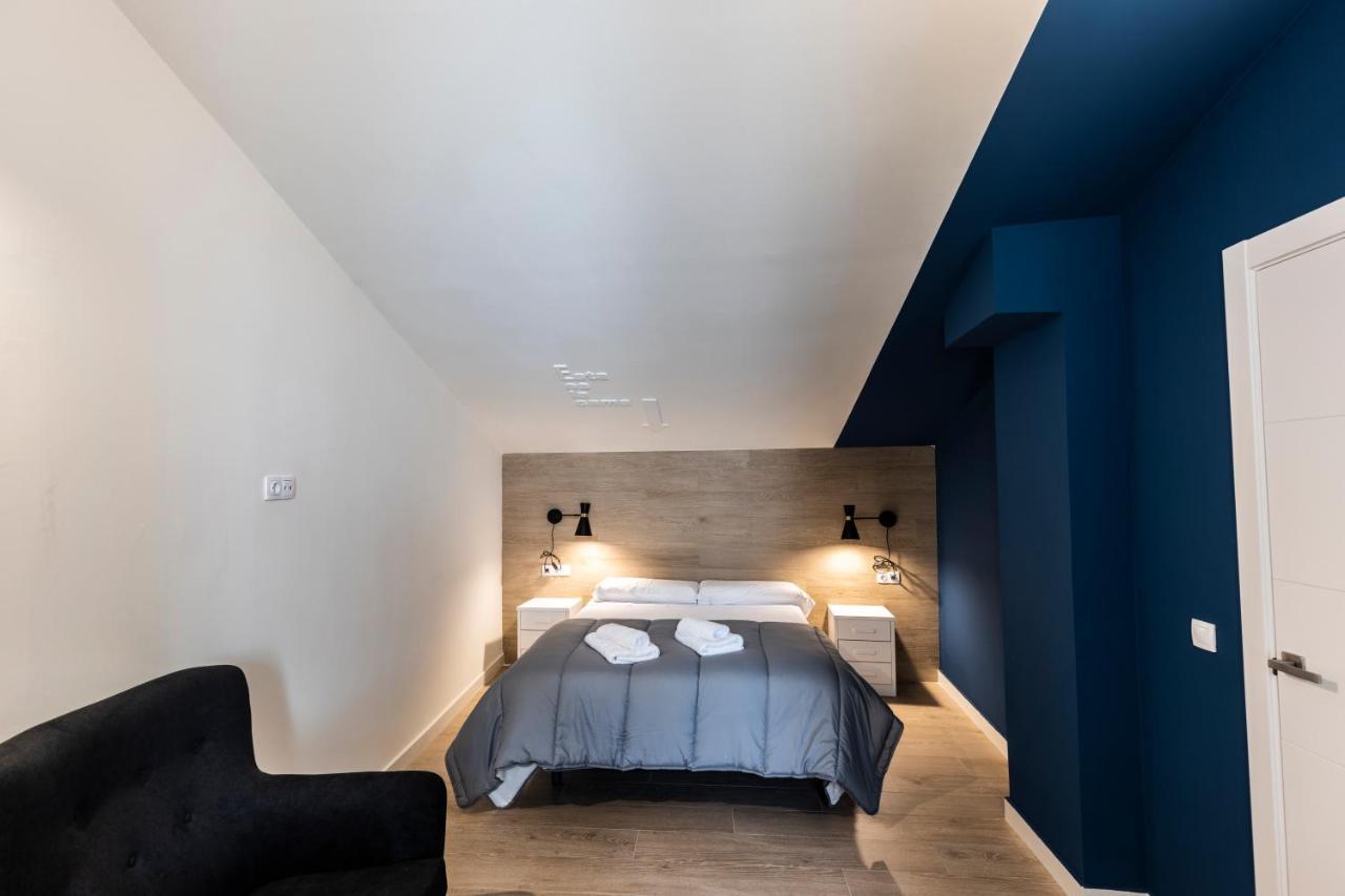 Apartamentos Turisticos De La Bernarda Caces エクステリア 写真