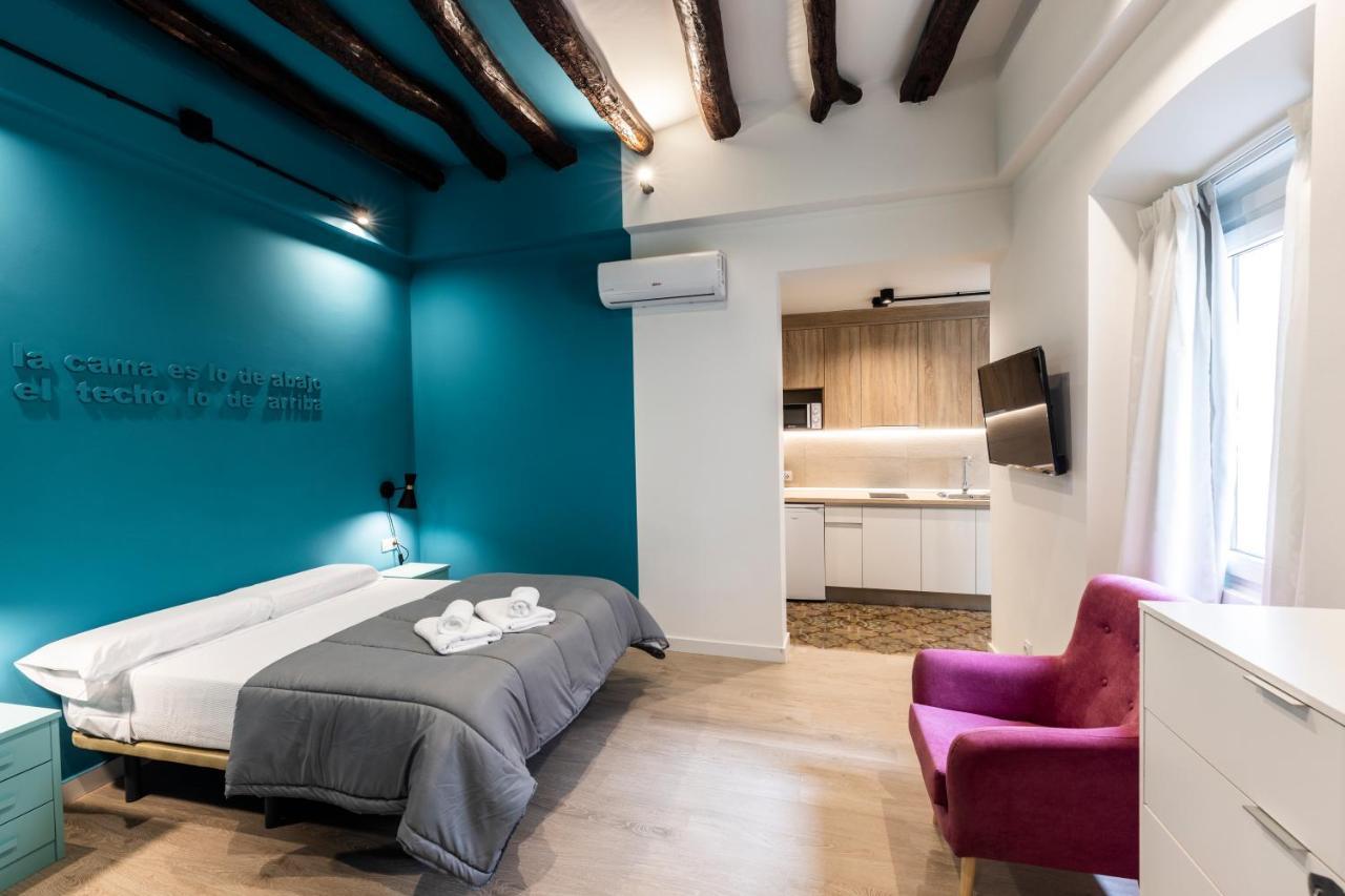 Apartamentos Turisticos De La Bernarda Caces エクステリア 写真