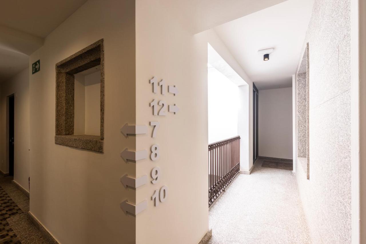 Apartamentos Turisticos De La Bernarda Caces エクステリア 写真