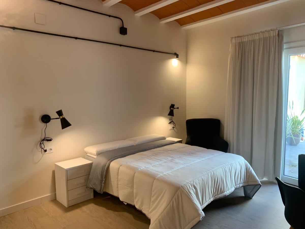 Apartamentos Turisticos De La Bernarda Caces エクステリア 写真
